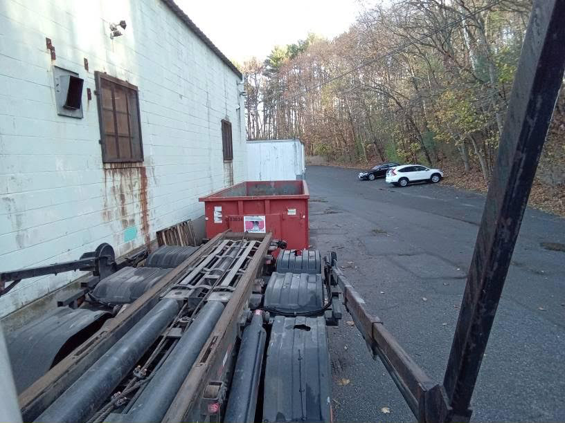30 Yard Dumpster Rental in Andover, MA – 5 Ton Max! Perfect for construction debris at your job site.