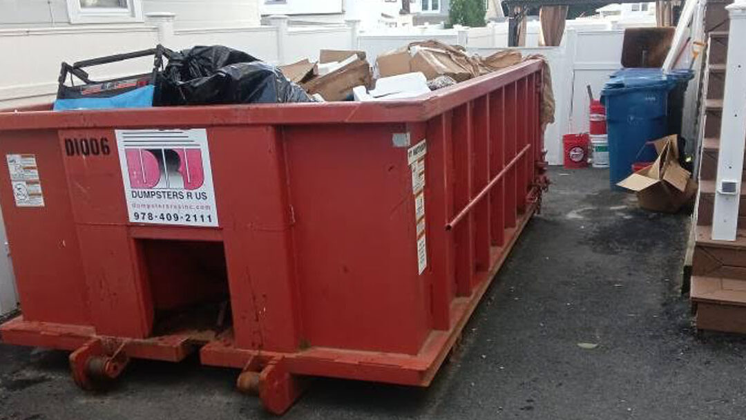 10 Yard Dumpster Rental in Lawrence, MA 01840
