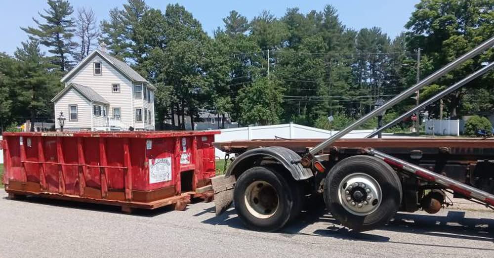 10 Yard Dumpster Pickup in Wilmington, MA for a Residential Move | Dumpsters R Us, Inc