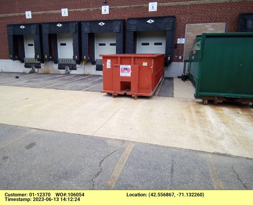 30 yard dumpster delivered in North Reading, MA