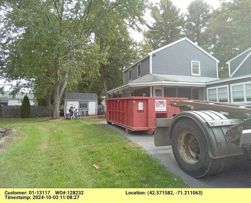 10 yard dumpster rental, with a 1 ton limit, delivered in Wilmington, MA for junk removal.