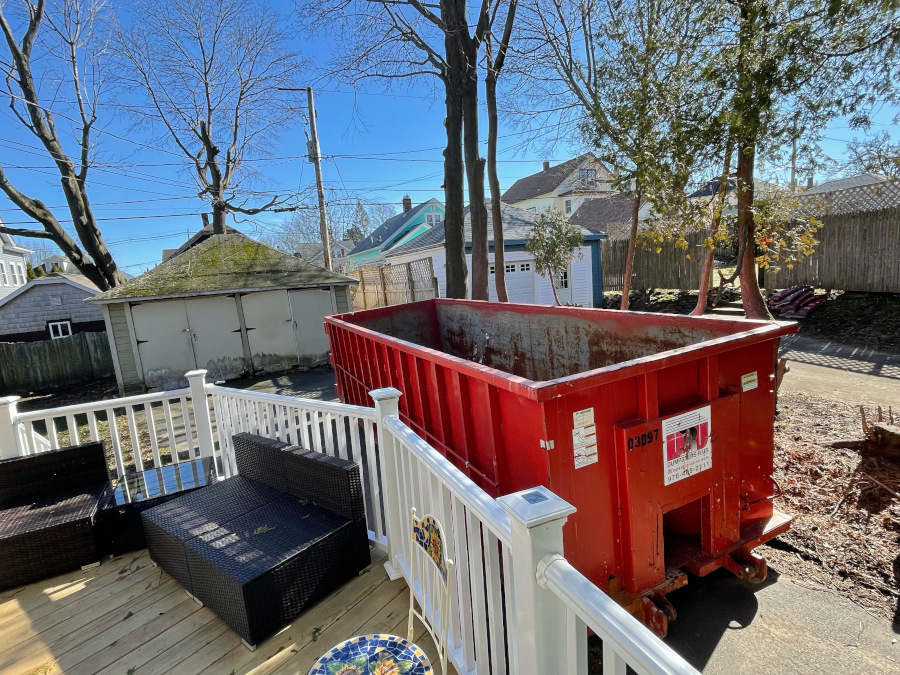 30 yard dumpster rental in Peabody, MA for a renovation project