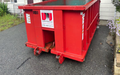 10 yard dumpster rented to dispose of household junks in Woburn MA