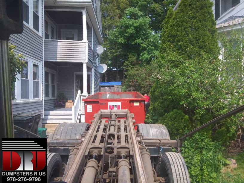 10 yard dumpster rental for an apartment clean out in Haverhill, MA