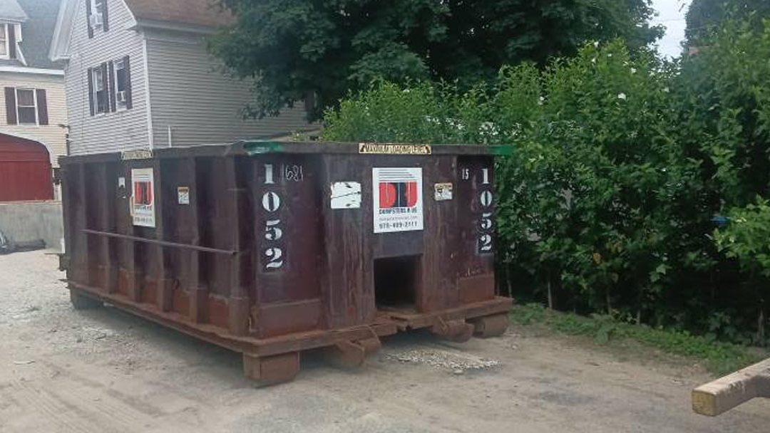 10-Yard Dumpster Delivery in Lawrence, MA