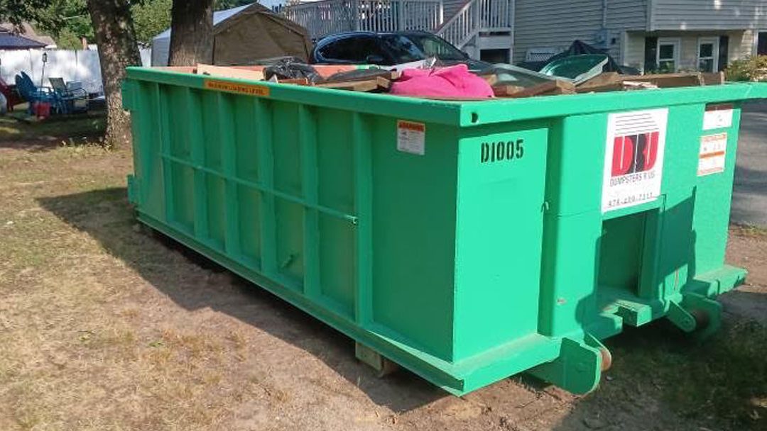 10-Yard Dumpster Pickup in Tewksbury, MA