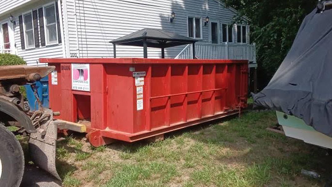 10-Yard Dumpster Pickup in Tewksbury, MA