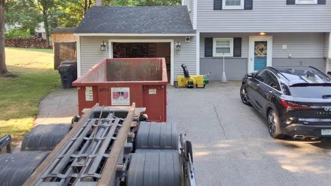 Dumpsters R Us, Inc. delivered a 10-yard dumpster with a 1.5-ton max to Salem, NH 03079 for residential remodeling debris cleanup.