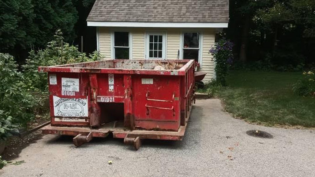 10-Yard Dumpster Delivery in Amesbury, MA | Dumpsters R Us, inc