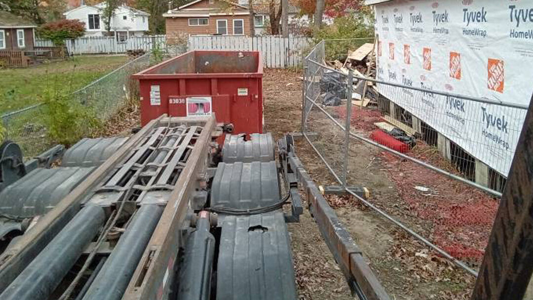 30 yard dumpster rental delivered in North Reading, MA for a construction project. Another smooth delivery in North Reading! 🚛 We dropped off a 30-yard dumpster with a 4-ton limit to support an active construction project, giving the crew plenty of room for demolition debris, wood, drywall, and general job site waste. Our 30-yard dumpsters are ideal for: ✔ Construction & remodeling projects ✔ Roofing jobs ✔ Large renovations ✔ Commercial cleanouts ✔ Heavy debris removal At Dumpsters R Us, Inc, we focus on fast delivery, reliable pickups, and hassle-free rentals so your project stays on schedule and your site stays clean and safe.